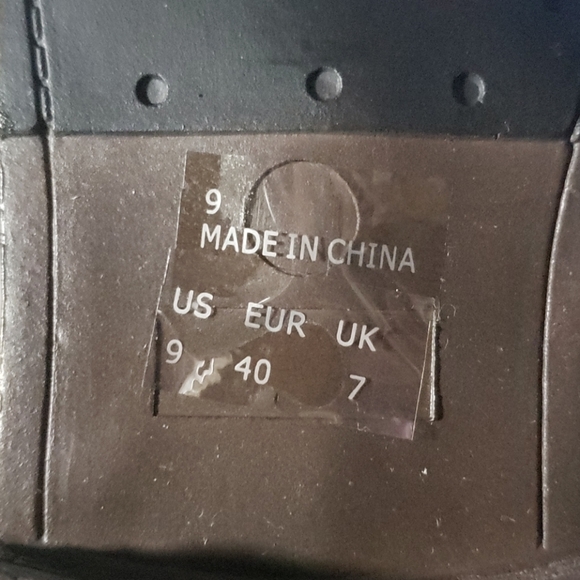 Women's Knee High Boots - Picture 5 of 5